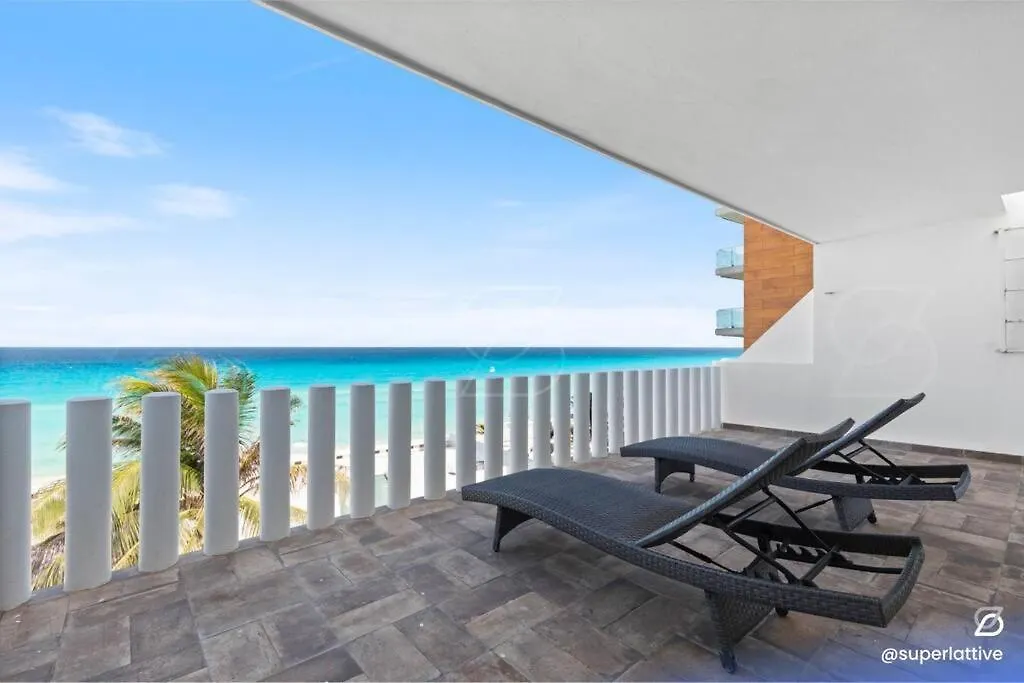Deluxe Beachfront 4B Villa Κανκούν