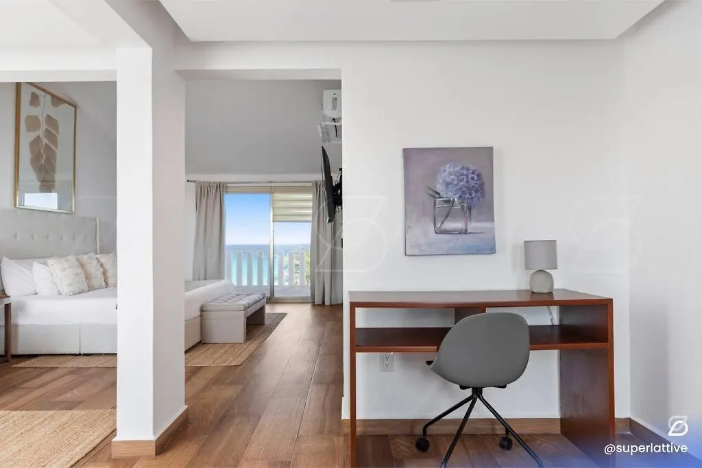 Apartment Deluxe Beachfront 4B Villa Cancun