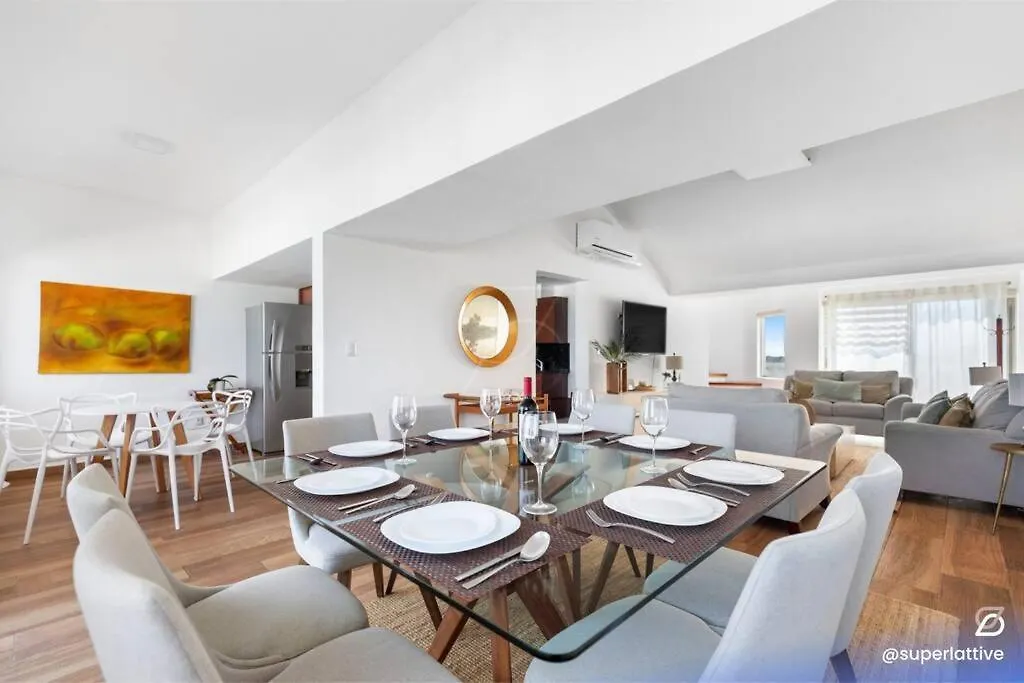 Apartment Deluxe Beachfront 4B Villa Cancun
